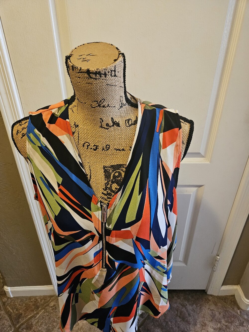 NWT ☆ Anne Klein Top, Large Petite, Brand NEW!
